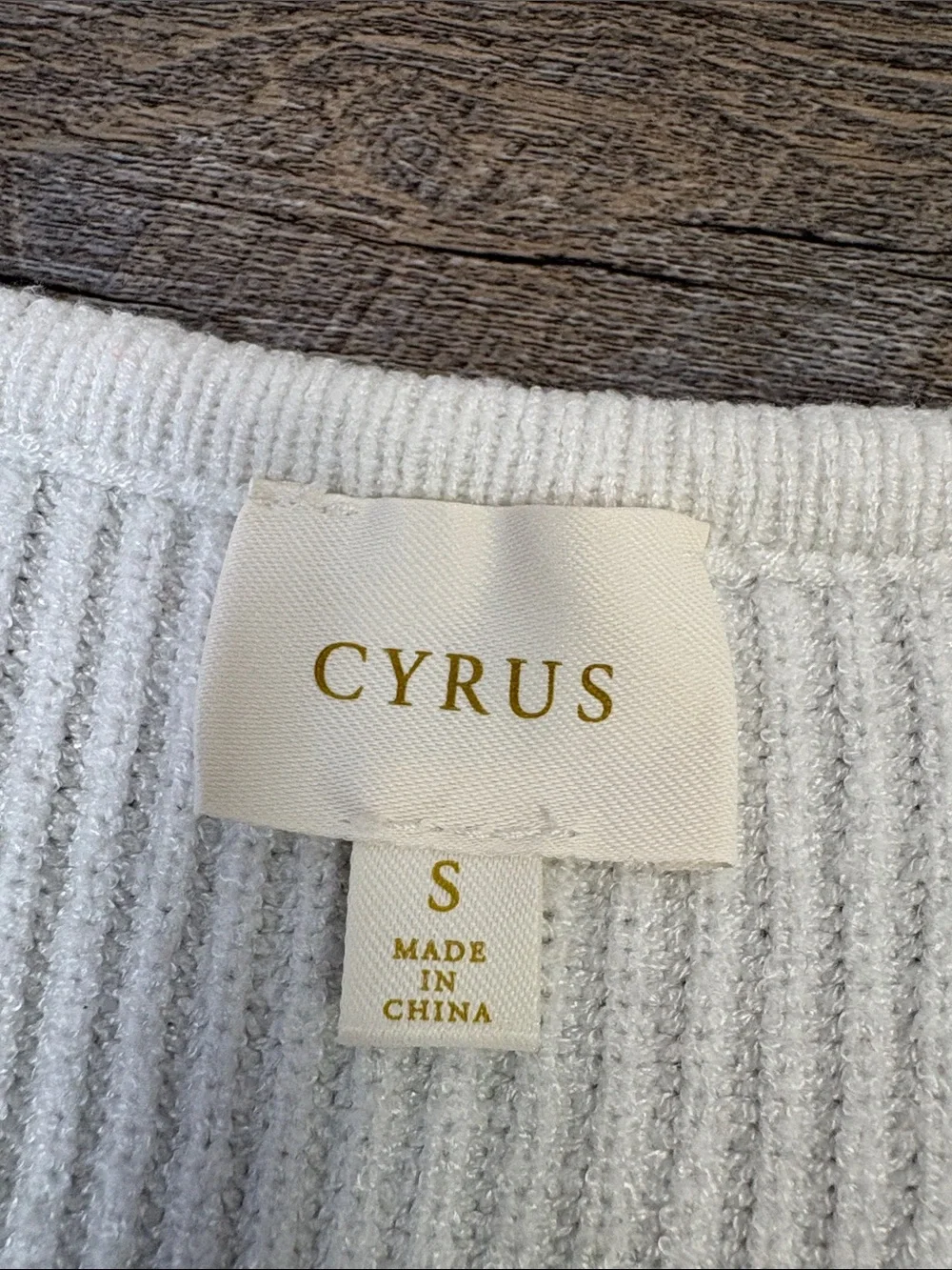 Cyrus White Ribbed Knit Button Front Cardigan Sweater Size Small